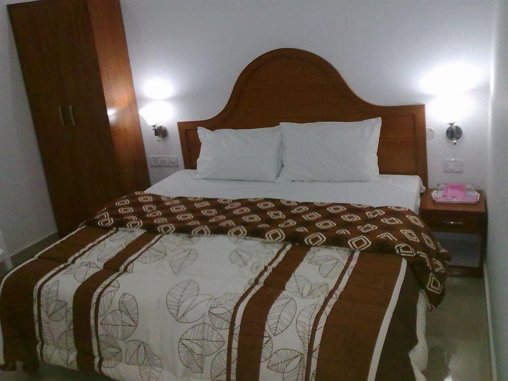 Eurostar Inn Khadzsuráhó Kültér fotó